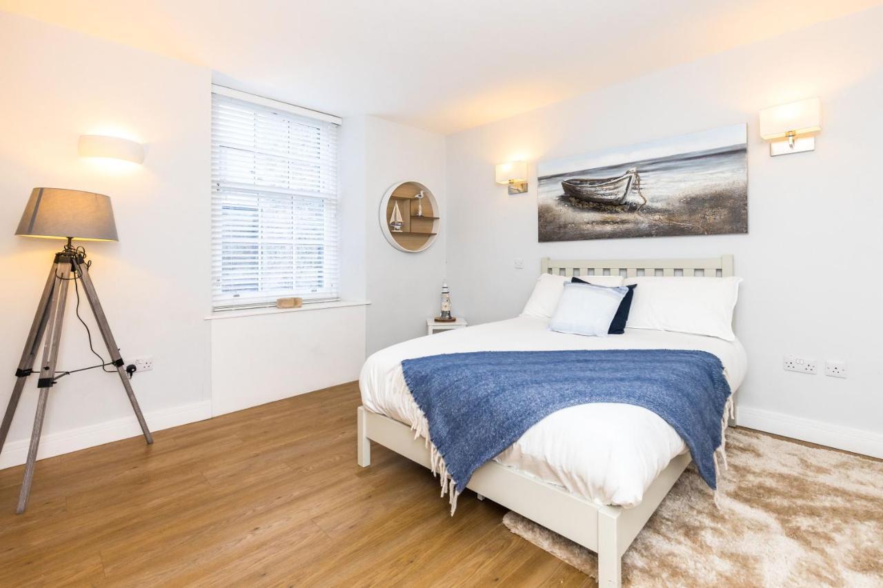Luxury Modern 3 Bedroom Apartment In City Centre EDI Eksteriør bilde