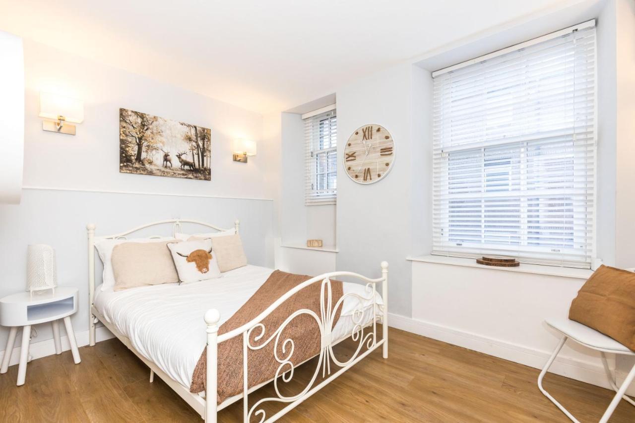Luxury Modern 3 Bedroom Apartment In City Centre EDI Eksteriør bilde