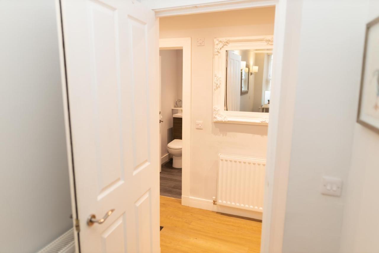 Luxury Modern 3 Bedroom Apartment In City Centre EDI Eksteriør bilde