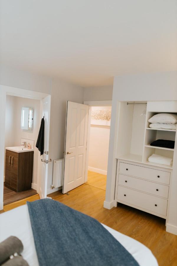 Luxury Modern 3 Bedroom Apartment In City Centre EDI Eksteriør bilde