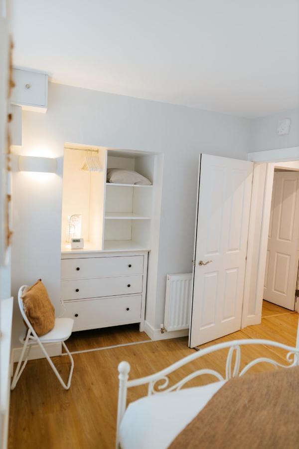Luxury Modern 3 Bedroom Apartment In City Centre EDI Eksteriør bilde